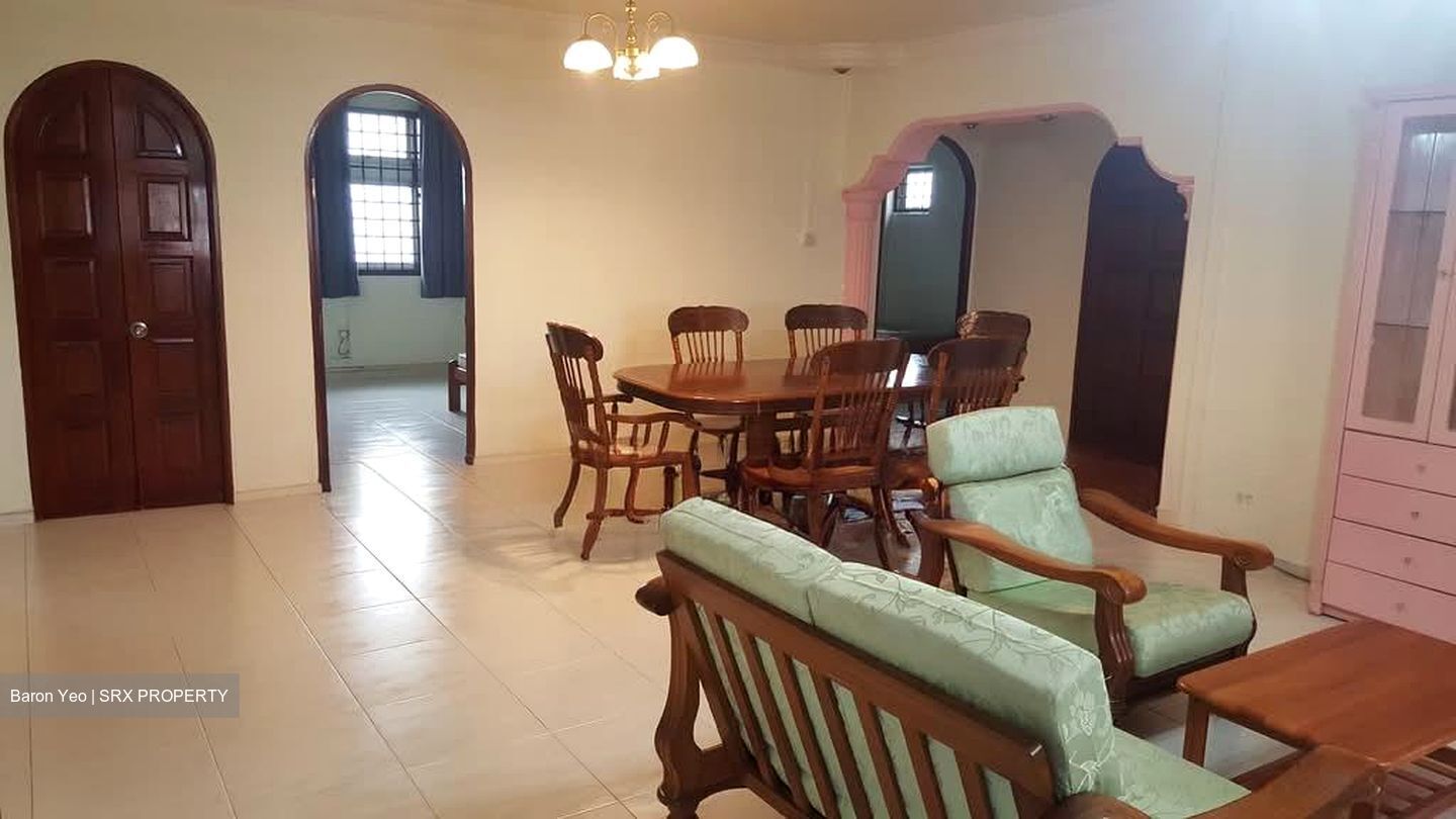 Blk 131 Clarence Lane (Queenstown), HDB 5 Rooms #559771311